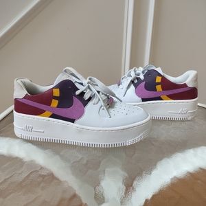 Air Force 1 Sage Low LX Grey Dark Orchid women 6.5